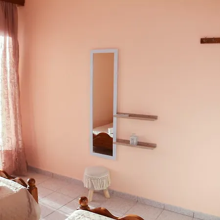 Nikolas View House Nyaraló *